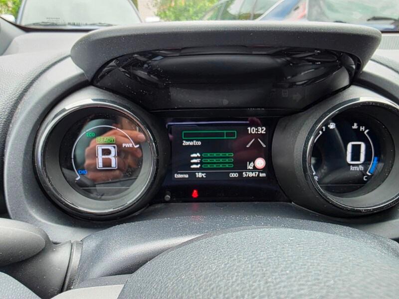 TOYOTA Yaris 4ª serie Yaris 1.5 Hybrid 5 porte...