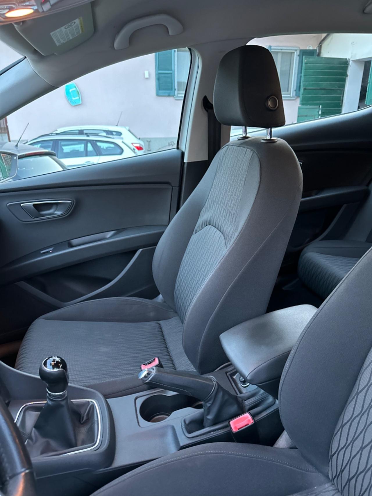 Seat LEON 1.6 TDI 105 CV 5p. STYLE KMCERT UNICOPR