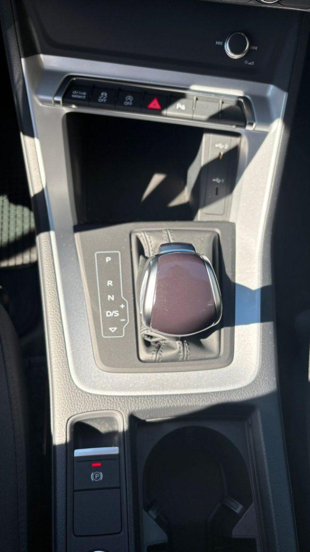 AUDI Q3 SPB 35 TDI quattro S tronic Bus. Plus IVA ESPOSTA