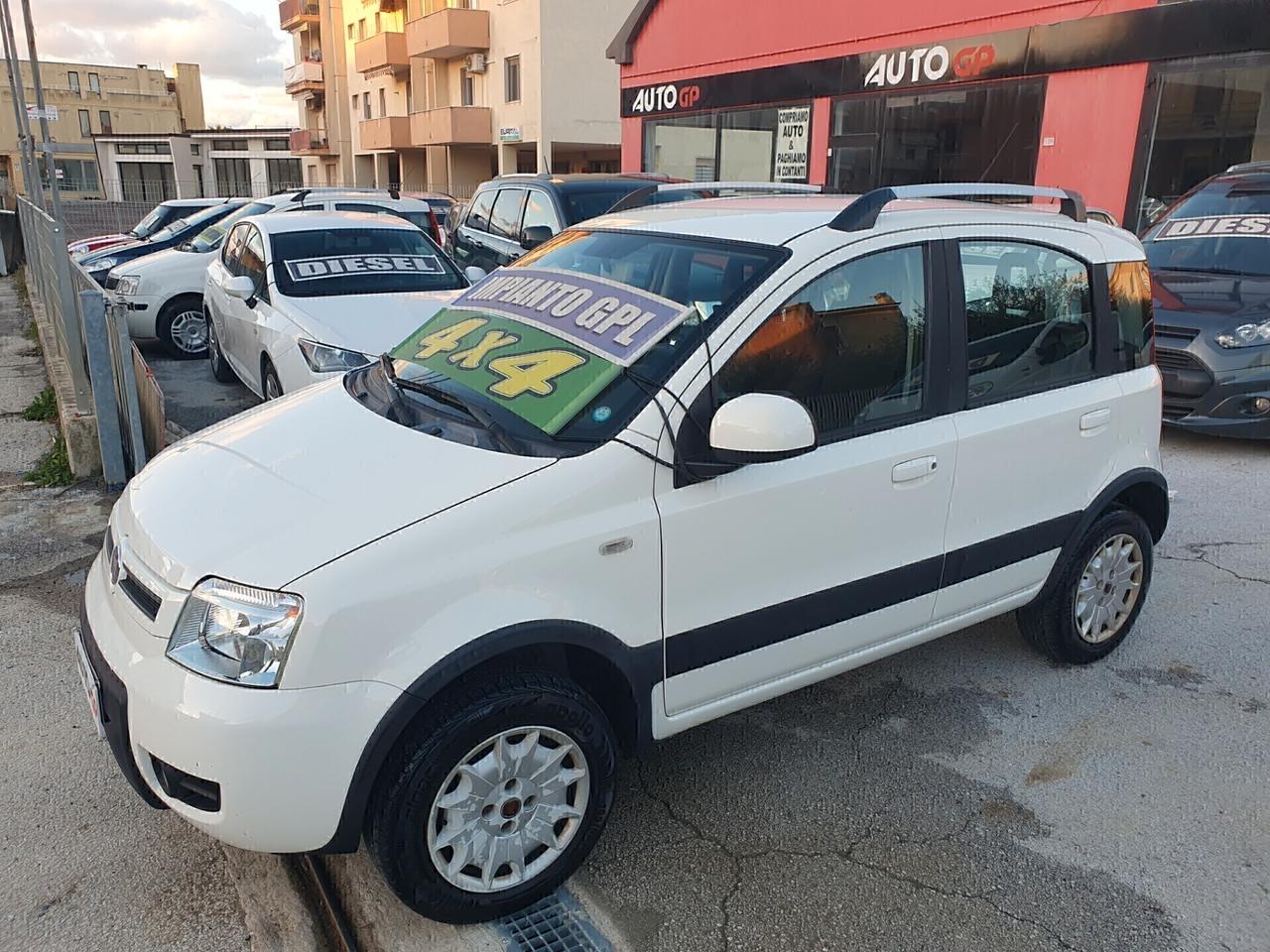 Fiat Panda 1.2 benzina GPL 4x4 Neopatent 2012
