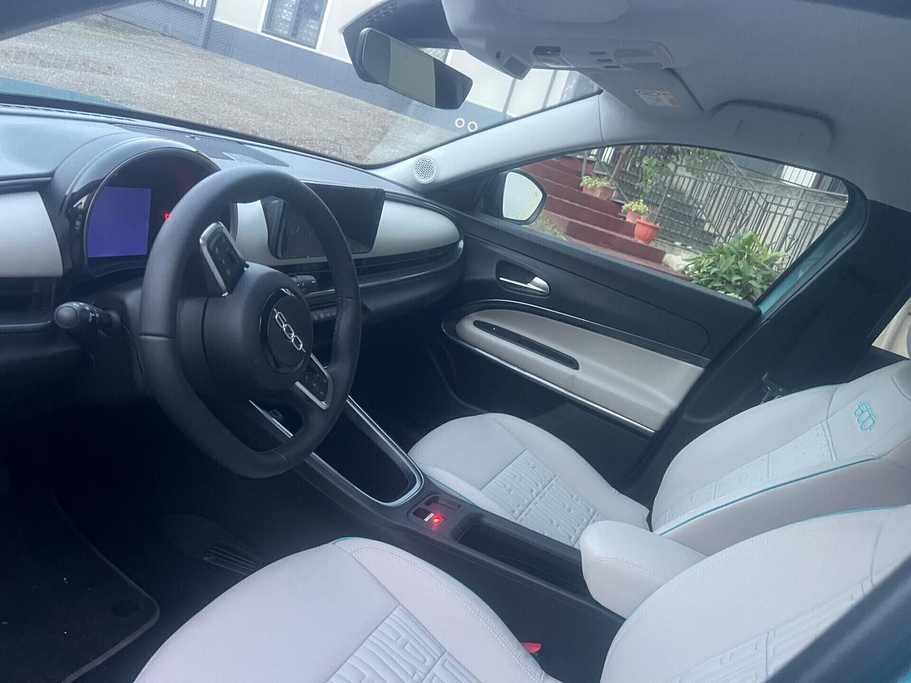 Fiat 600 Hybrid 100 CV DCT MHEV La Prima