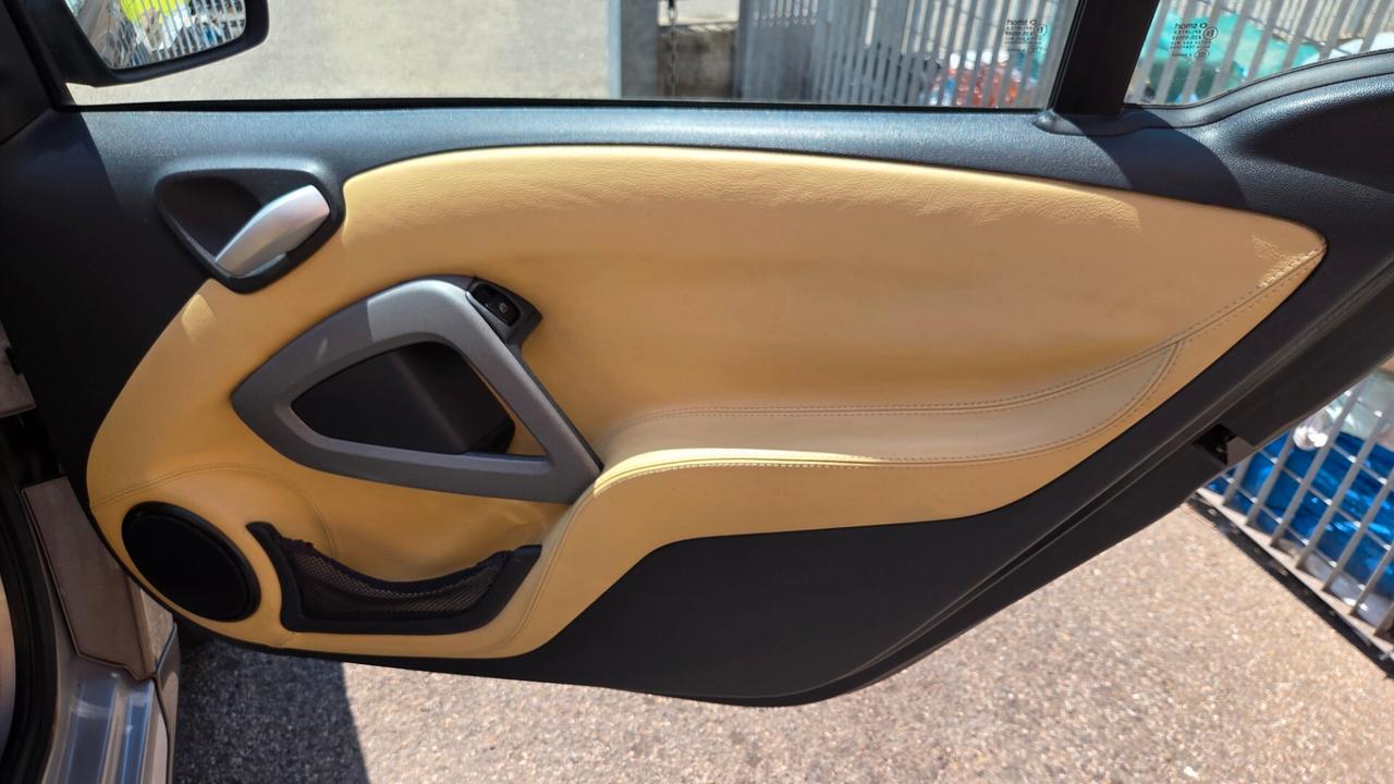 Smart ForTwo 1000 52 kW MHD motore nuovo