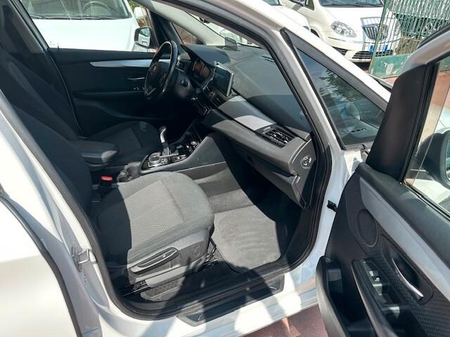 Bmw 2er Active Tourer 218i Active Tourer Sport,