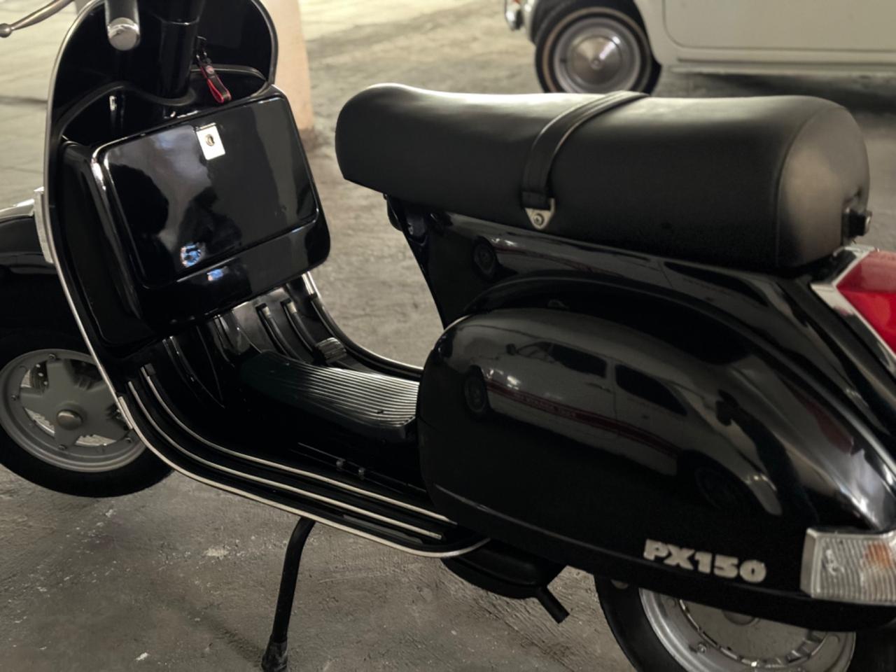Piaggio Vespa PX150 2005 Restaurata