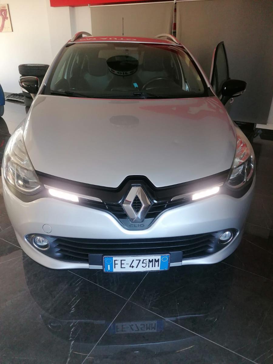 RENAULT - Clio Sporter