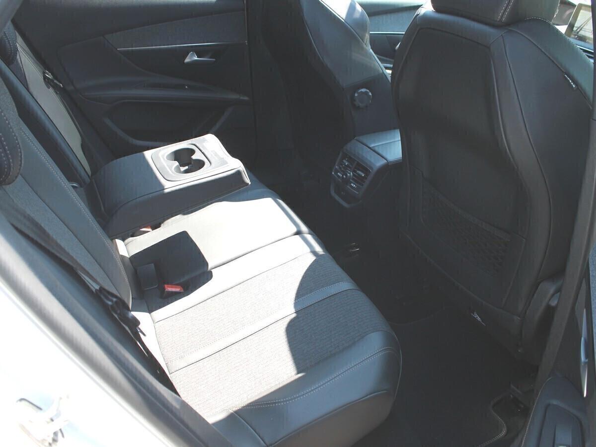 Peugeot 3008 1.5hdi GT-Line EAT8 TETTO LED UNIPRO IVA DEDUCIB.