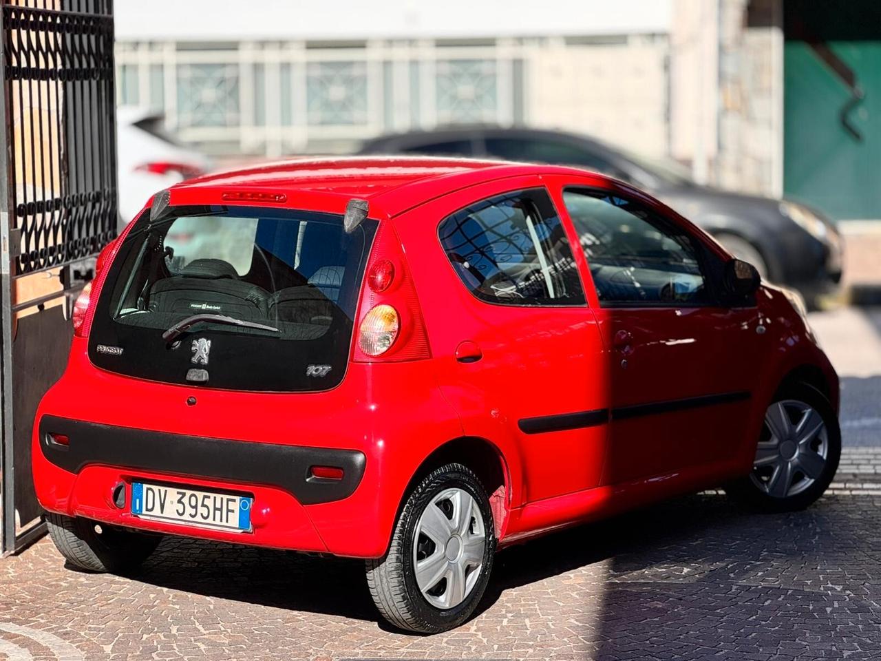 Peugeot 107 1.0 68CV 5p. Sweet Years