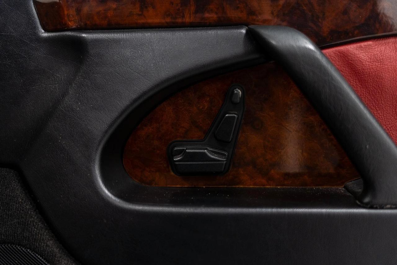 Mercedes-benz S 320 300 SEL 3.2 cat (Italia)