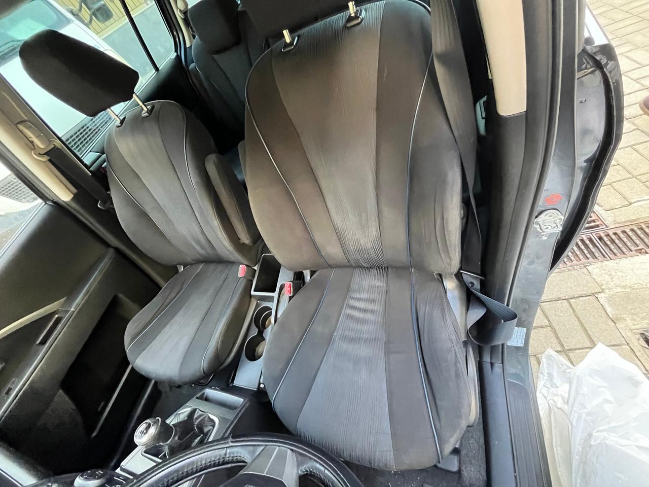 MAZDA 5 - 1.6 MZ - CD 8V 115CV DYNAMIC SPACE - 7 POSTI - TAGLIANDO APPENA ESEGUITO - DISTRIBUZIONE APPENA SOSTITUITA