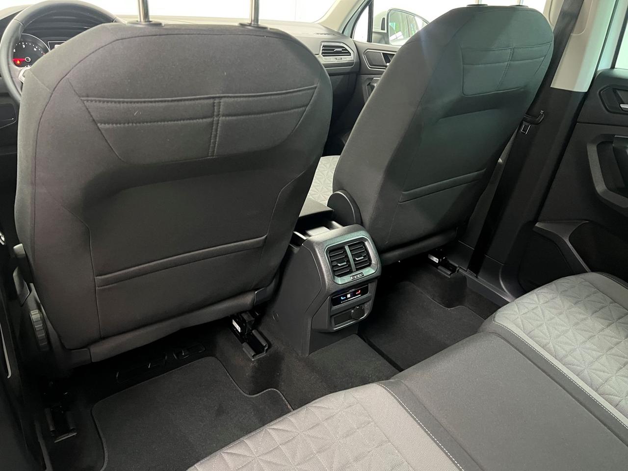 VOLKSWAGEN Tiguan II 2021 Tiguan 2.0 tdi Life 150cv dsg