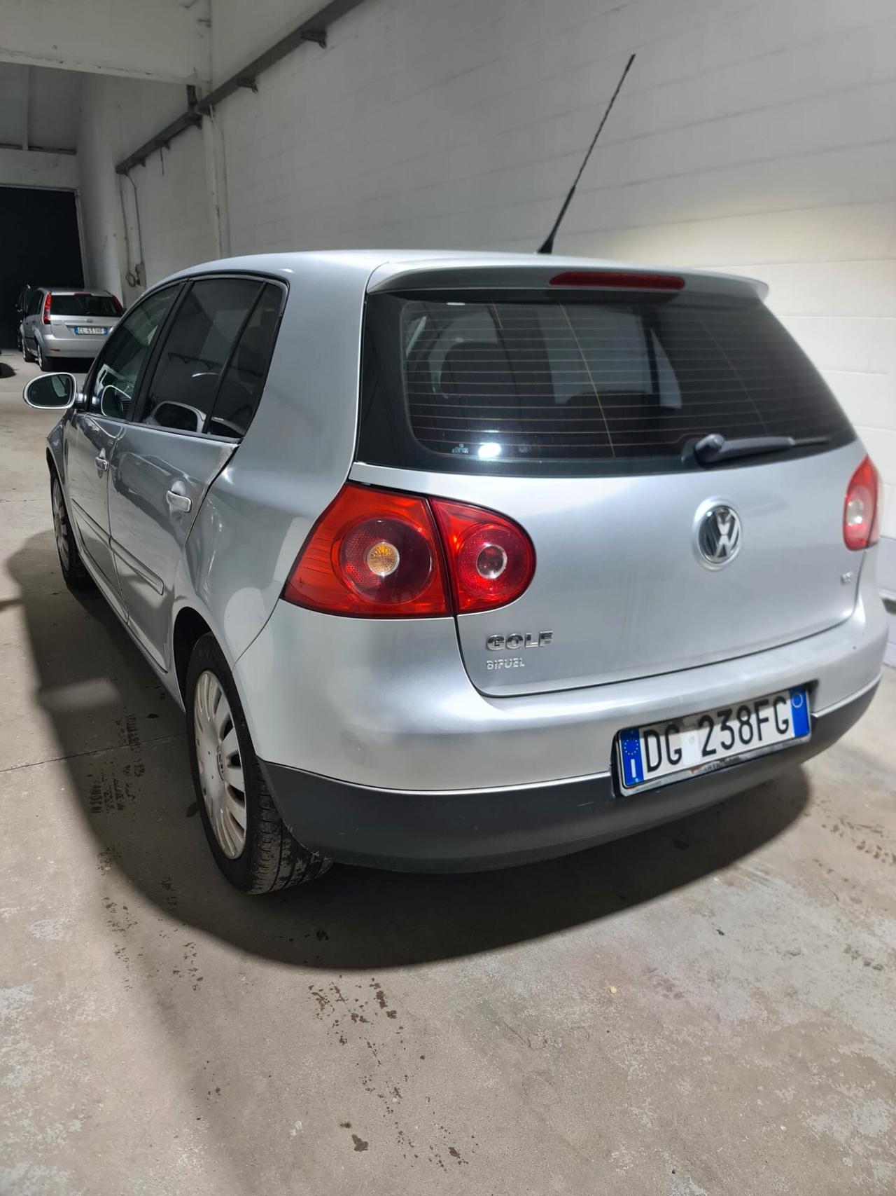 Volkswagen Golf 1.6 5p. Comfortline BiFuel G LEGGERE BENE DESCRIZIONE