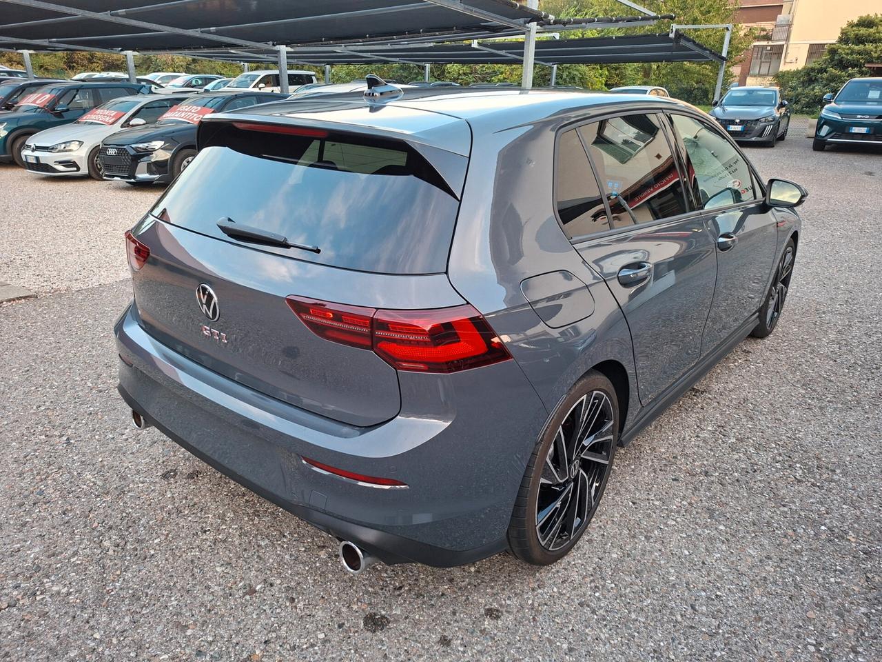 Volkswagen Golf GTI 2.0 TSI DSG