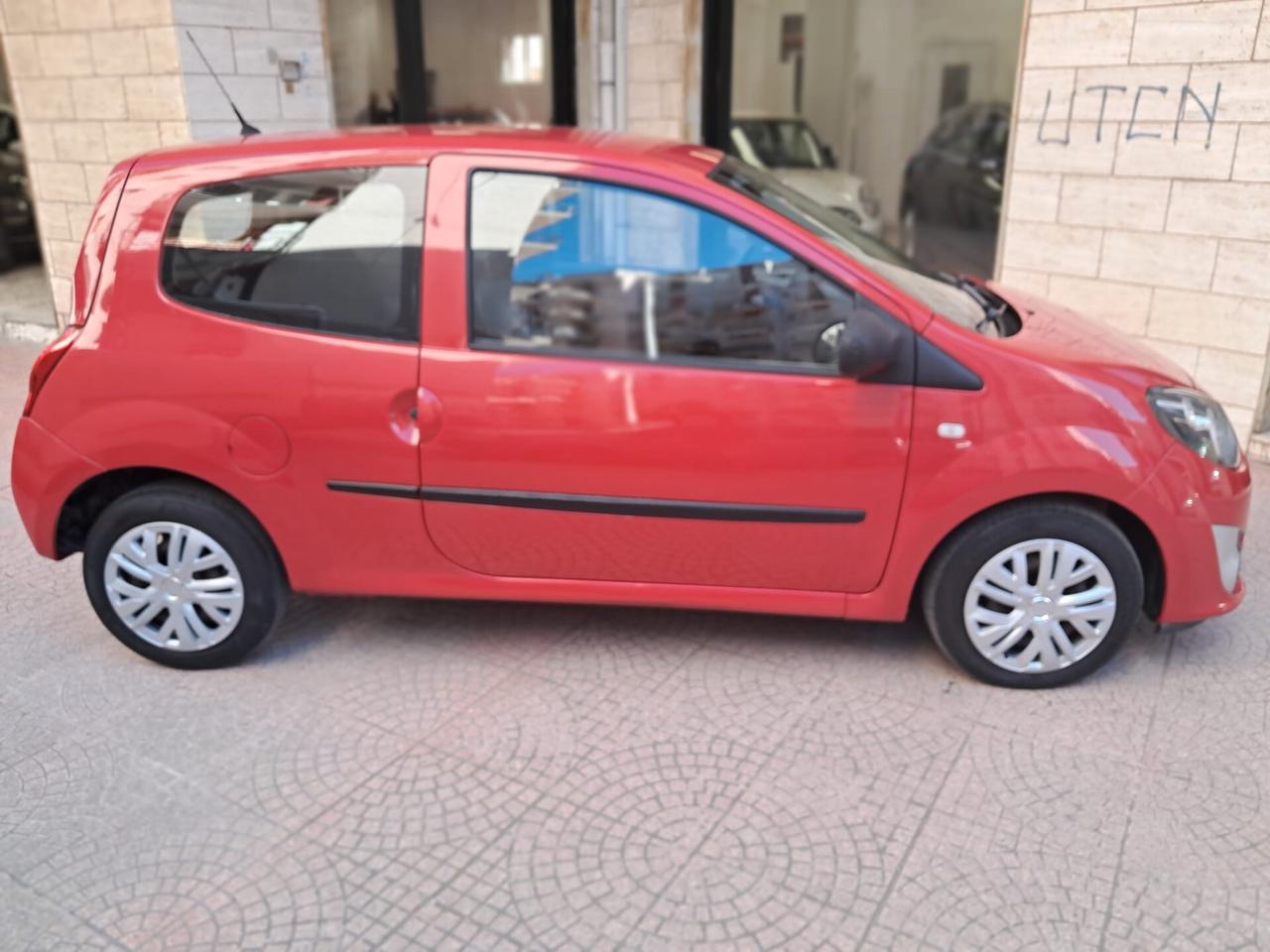 RENAULT TWINGO 1.2-SOLO 77000 KM-Euro 4490