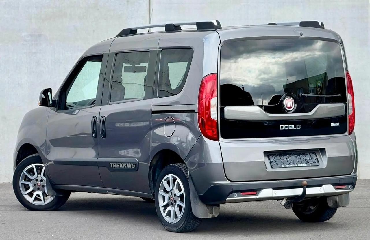 Fiat Doblo TREKKING 1.6 M-Jet 120cv GANCIO TRAINO