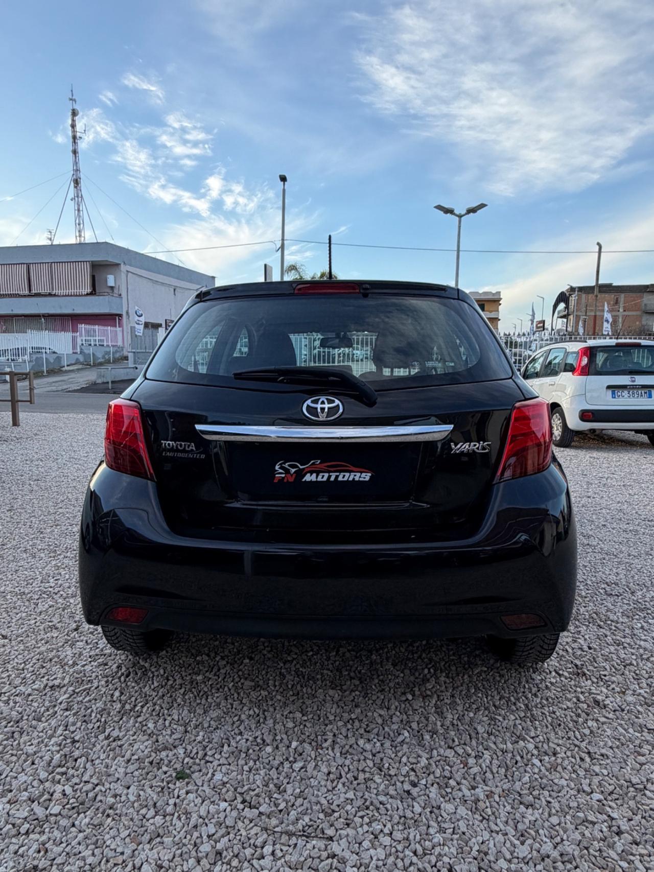 Toyota Yaris 1.3 5 porte Lounge