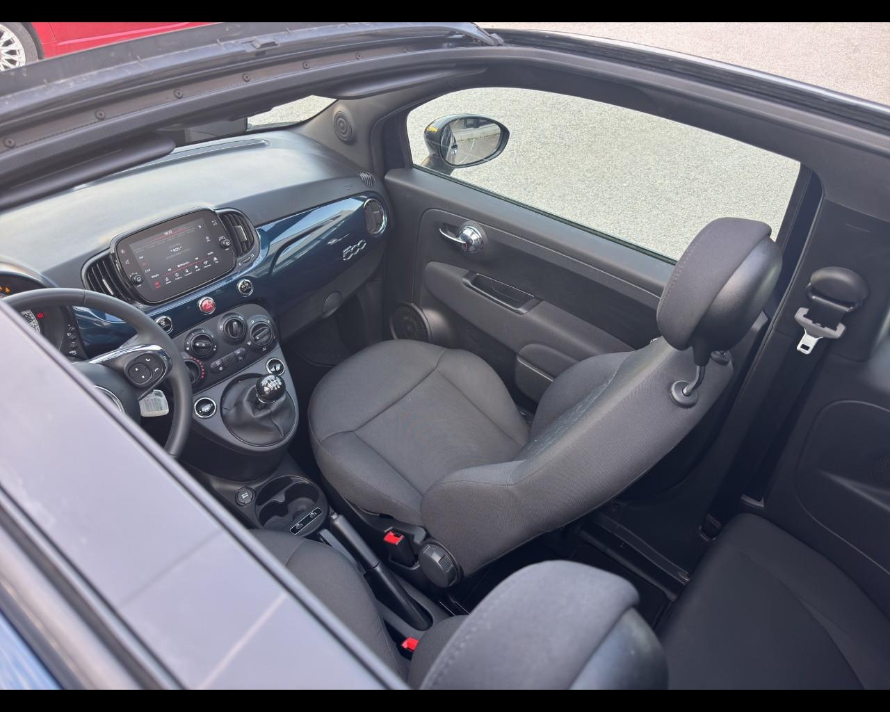 FIAT 500 (2015-2024) - 500 C 1.0 Hybrid Dolcevita
