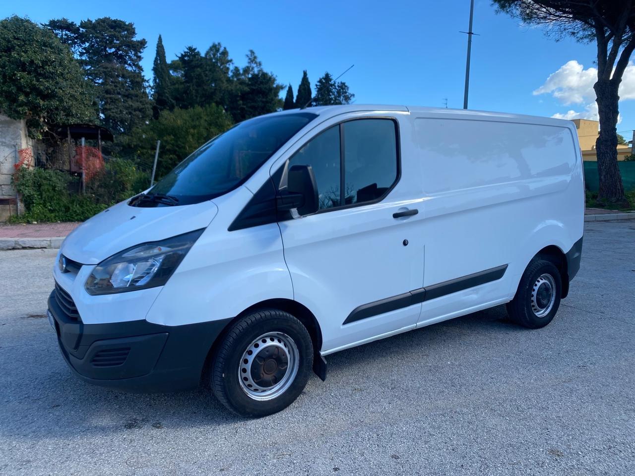 Ford Transit Custom 2.2 TDCi 101cv