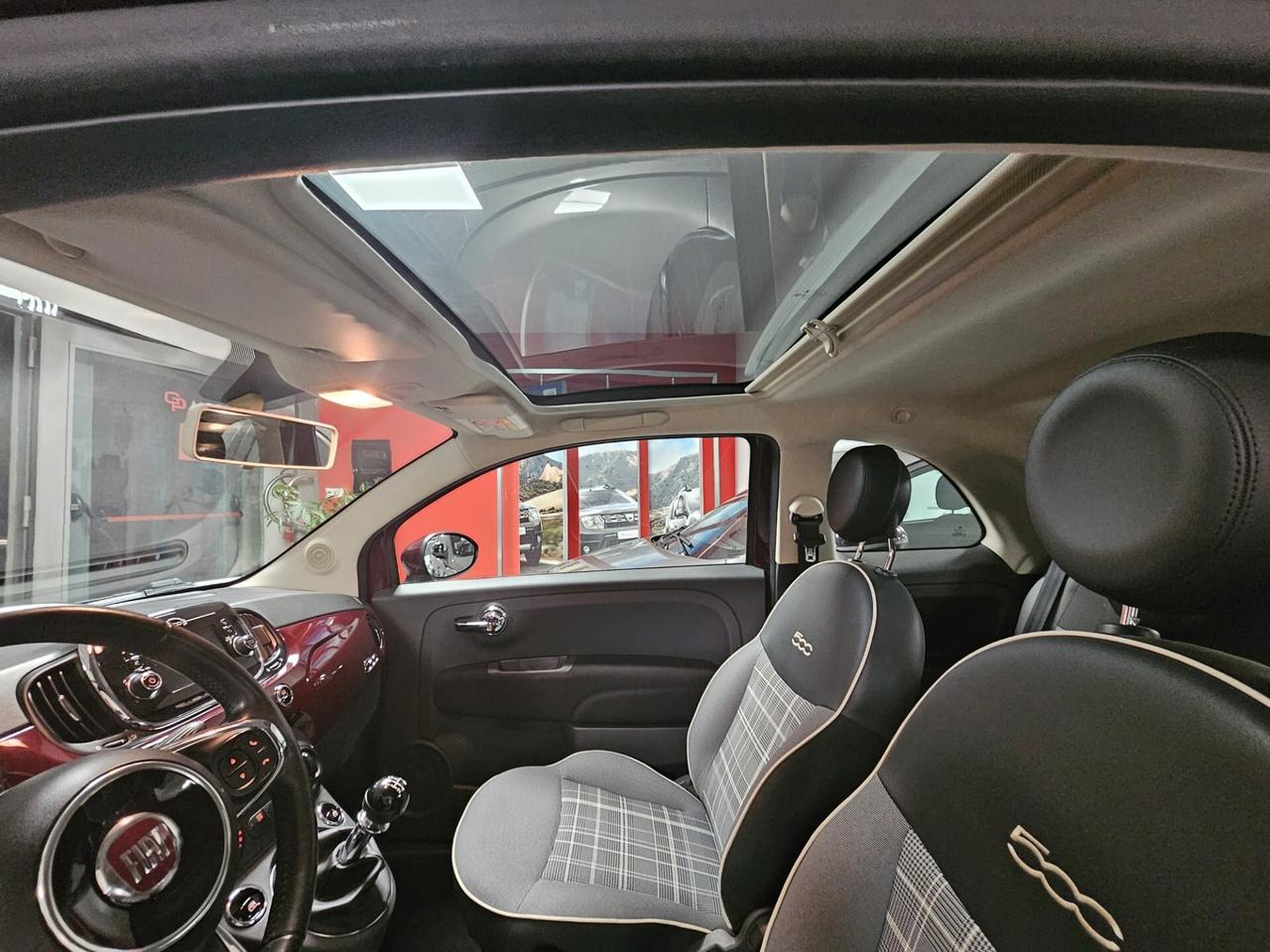 Fiat 500 1.2 Lounge