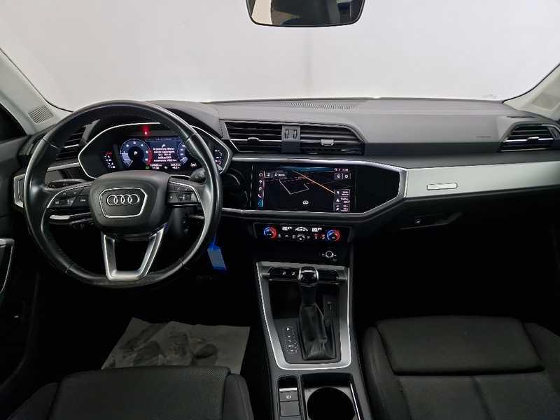 AUDI Q3 35 TDI S tronic Business