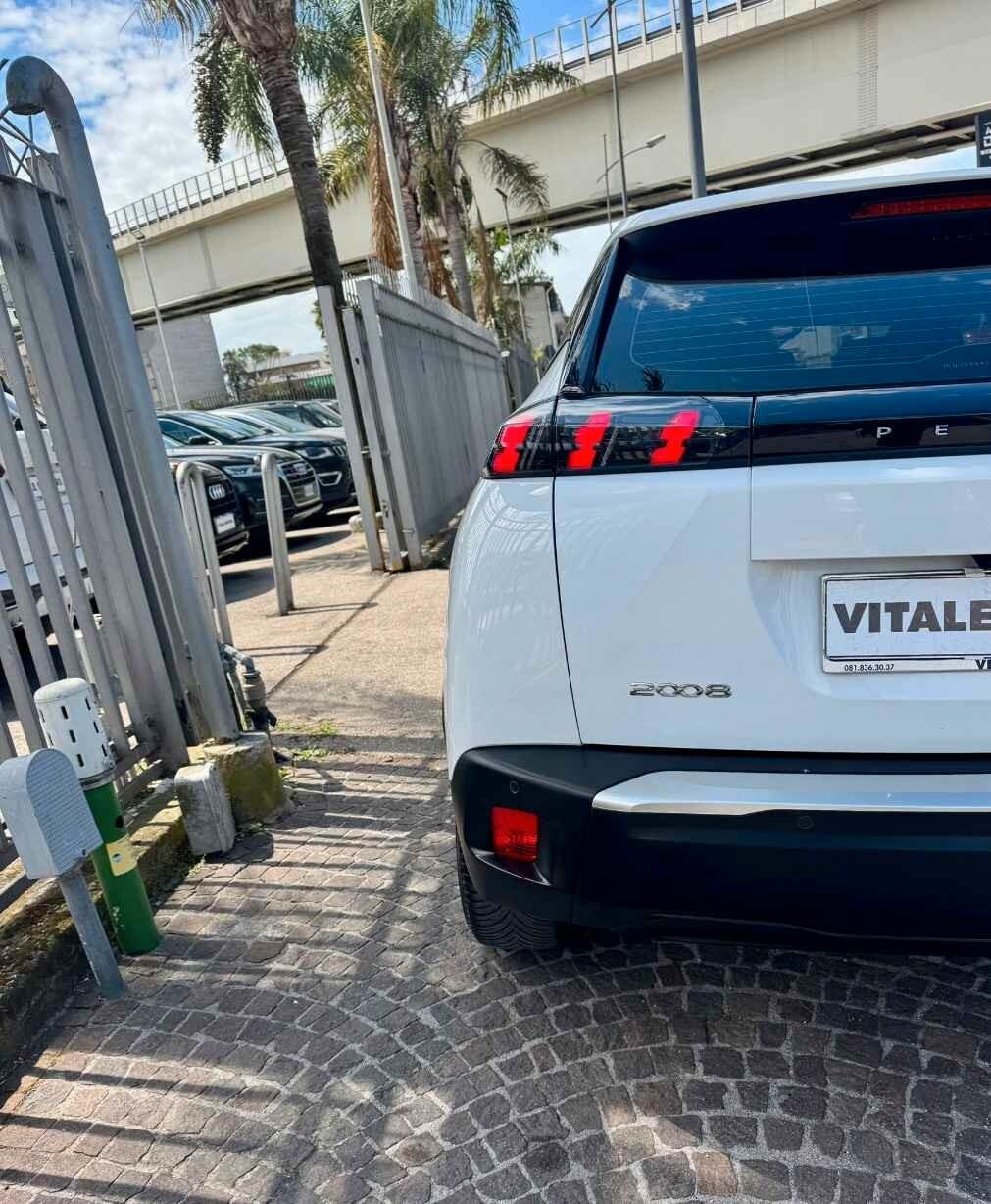 PEUGEOT 2008 1.5 BlueHDi 110 CV