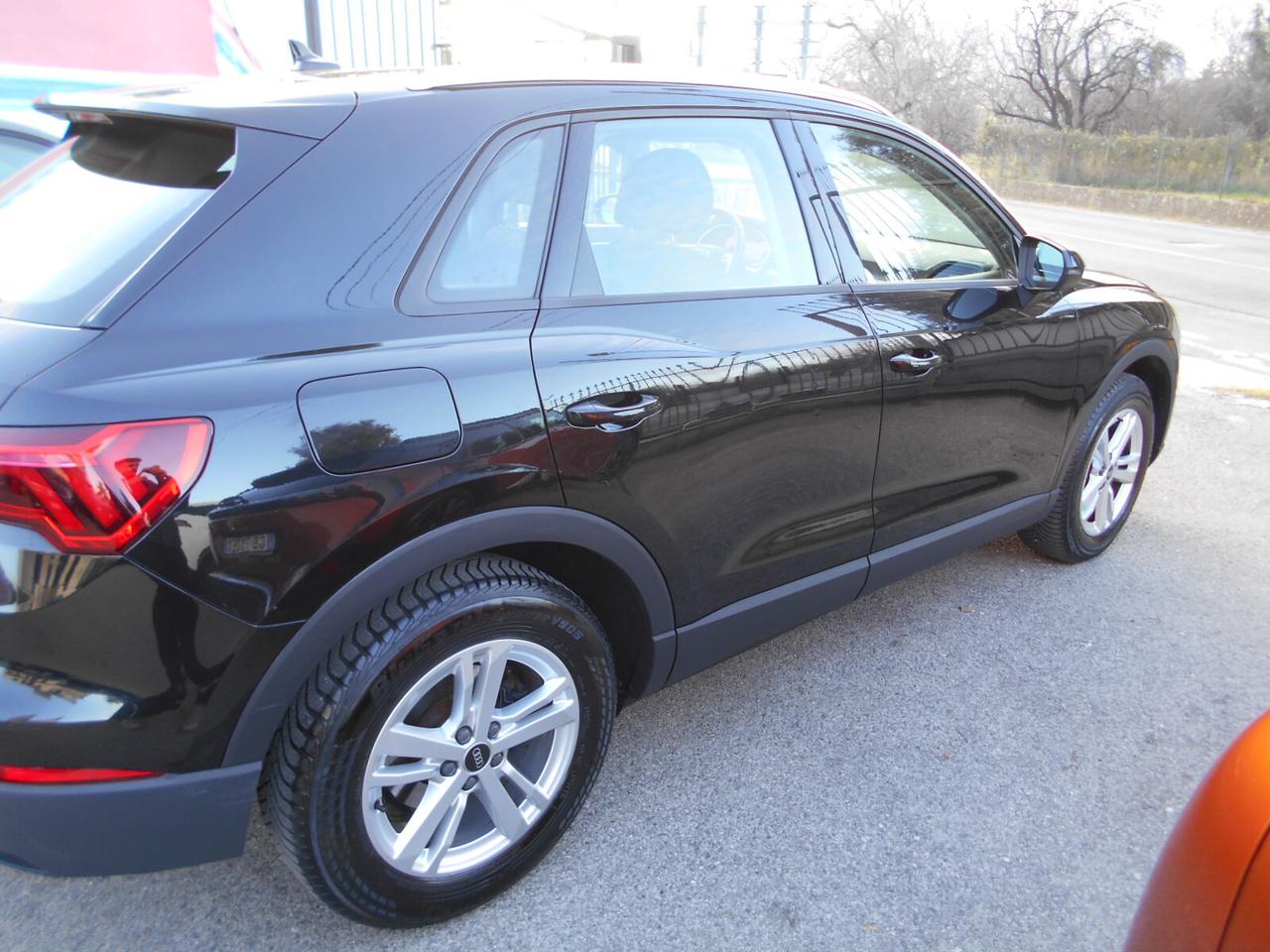 Audi Q3 35 TDI quattro S tronic Business Advanced