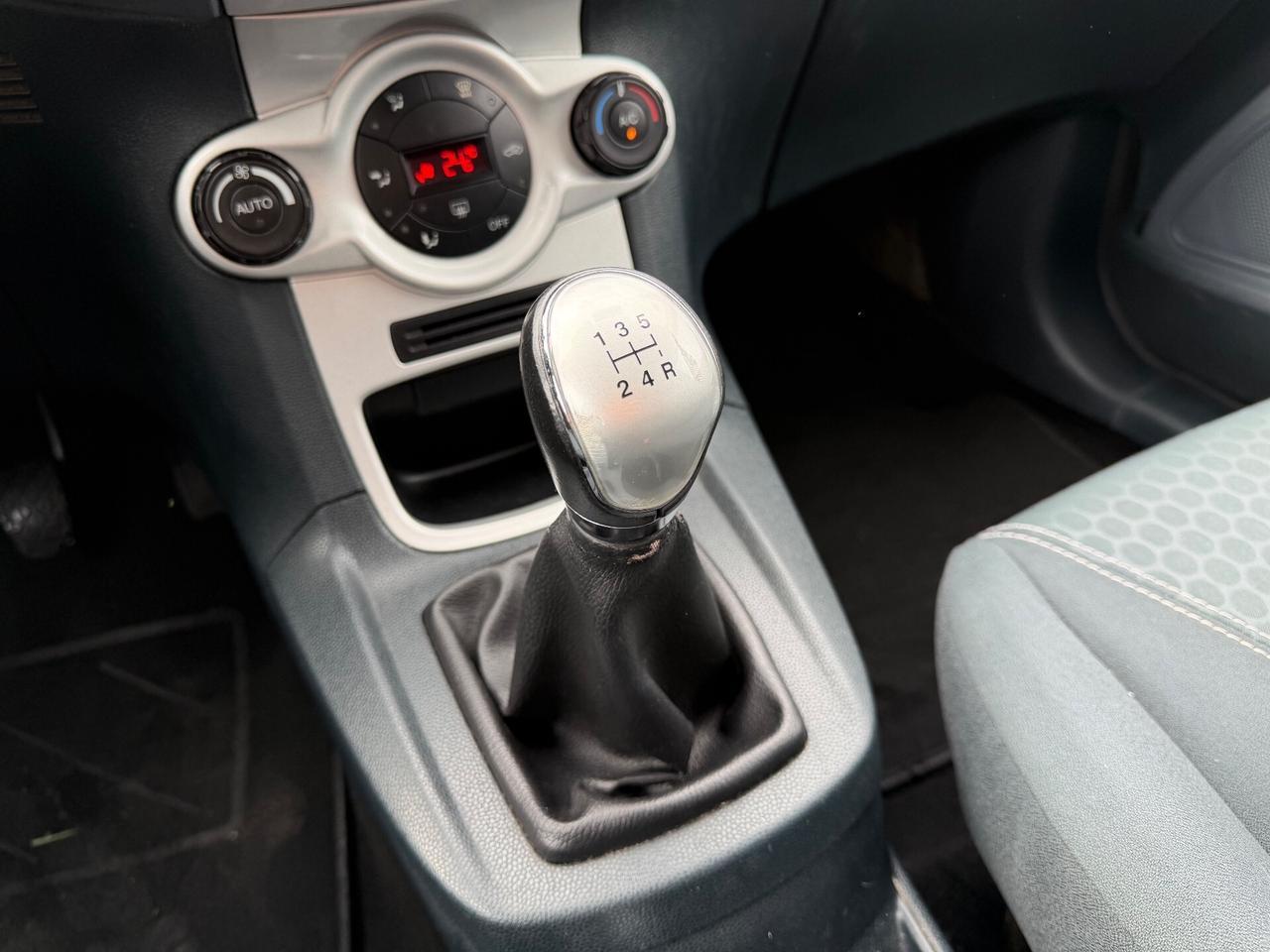 Ford Fiesta 1.4 TDCi 5p. Titanium