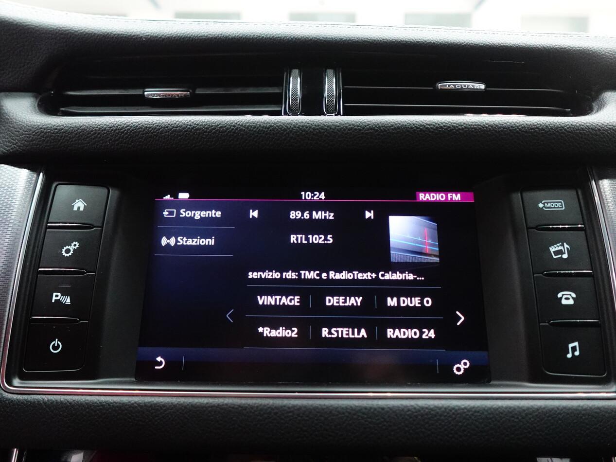 Jaguar XF 2.0d 180 CV R-SPORT