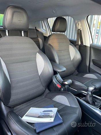 PEUGEOT 2008 1.6 e-HDi 92 CV Stop&Start Allure