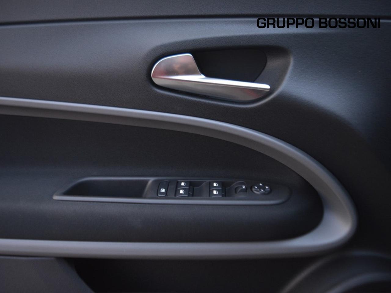 Jeep Avenger 1.2 turbo 100cv longitude fwd