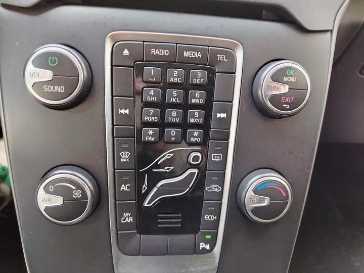 Volvo V40 D2 Geartronic Kinetic