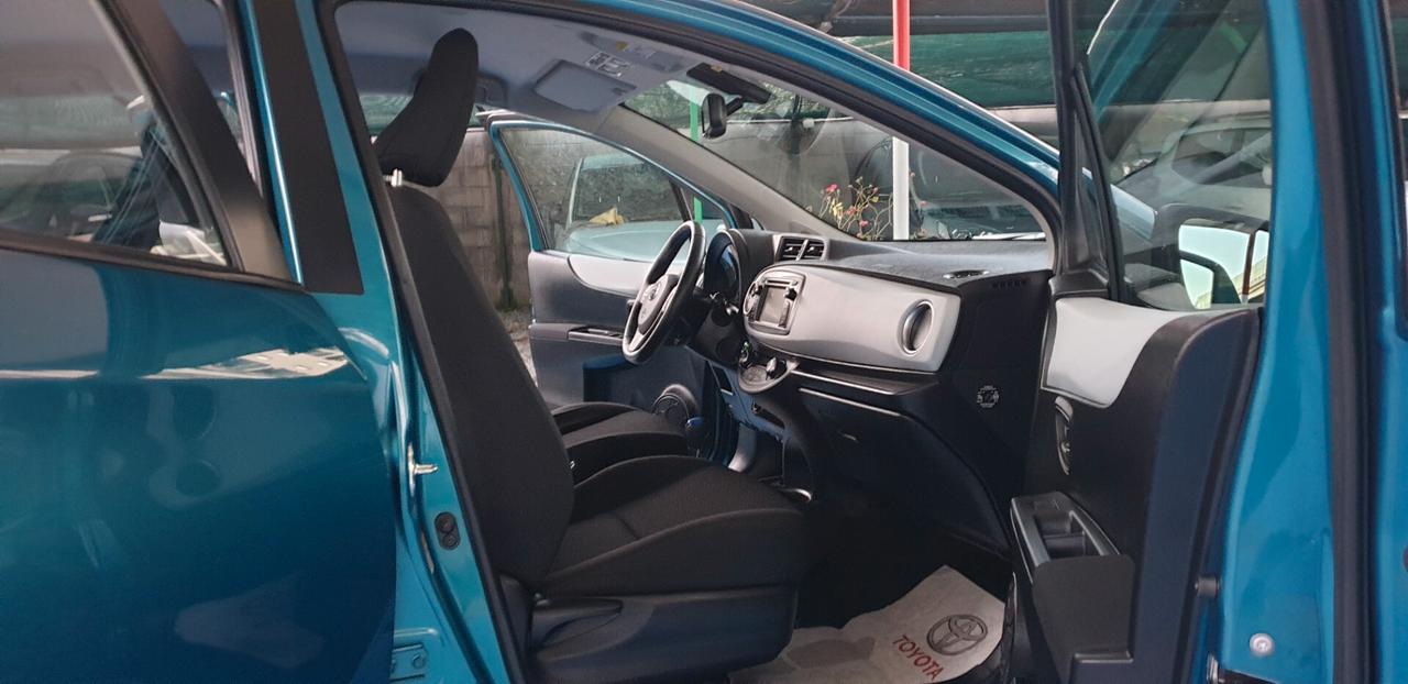 TOYOTA YARIS 1.5 BENZINA/IBRIDA FULL OPTIONAL KM 71 MILA