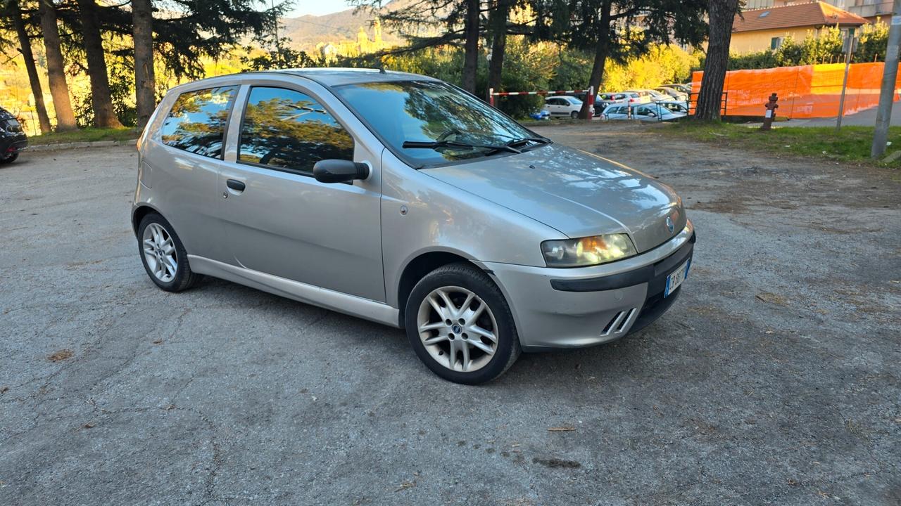 Fiat Punto 1.2i 16V cat 3 porte Sporting