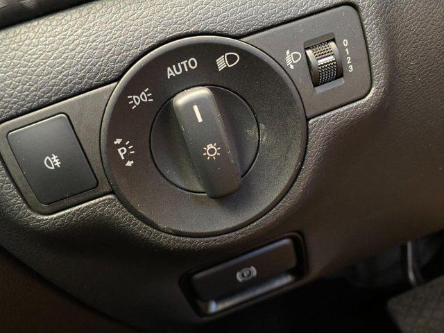 MERCEDES-BENZ GLA 200 d Business * AUTOMATICA *