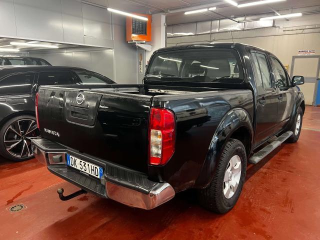 Nissan Navara Navara d.cab 2.5 dci SE 174cv *GANCIO TRAINO*