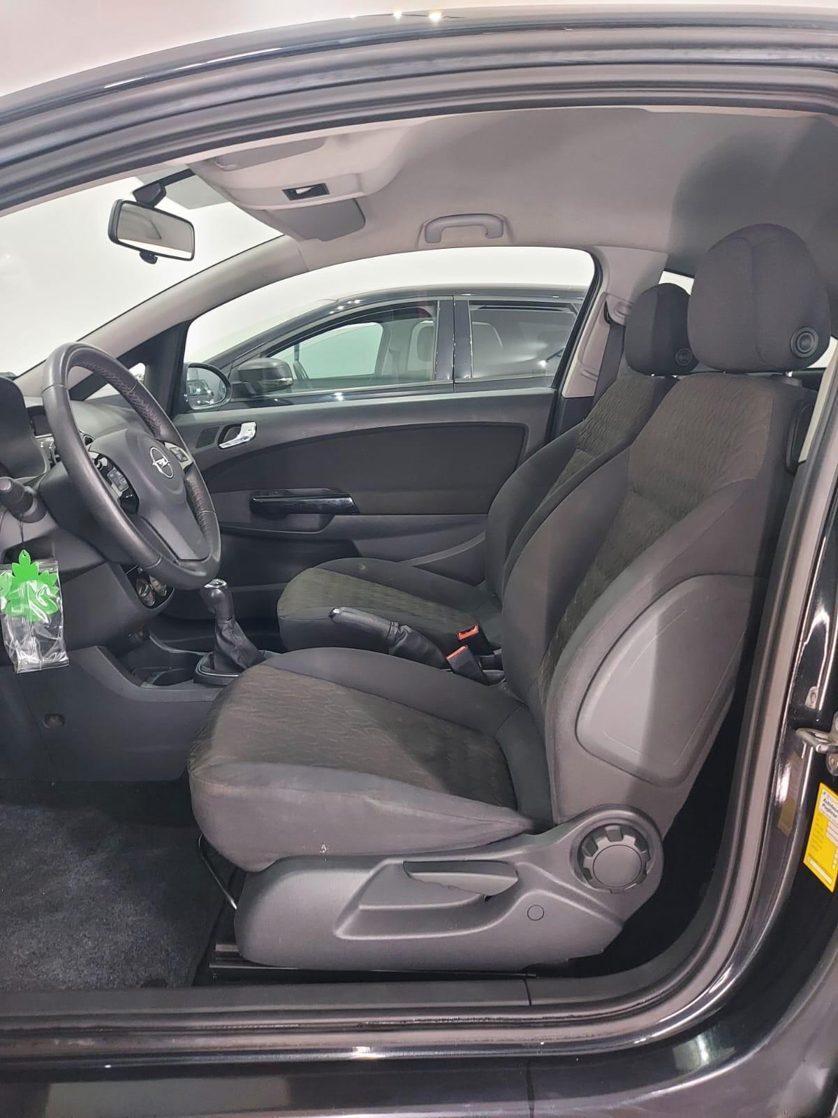 Opel Corsa 1.2 85CV 3 porte GPL-TECH Edition