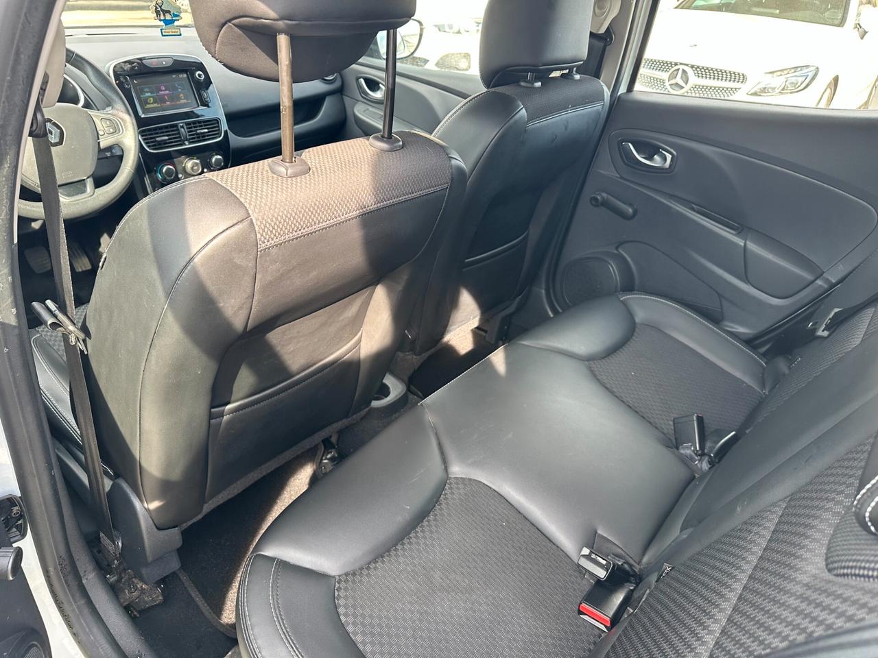 Renault Clio 0.9*75CV*LED*KAMERA*NAVI*CARPLAY*BLUETOOTH*