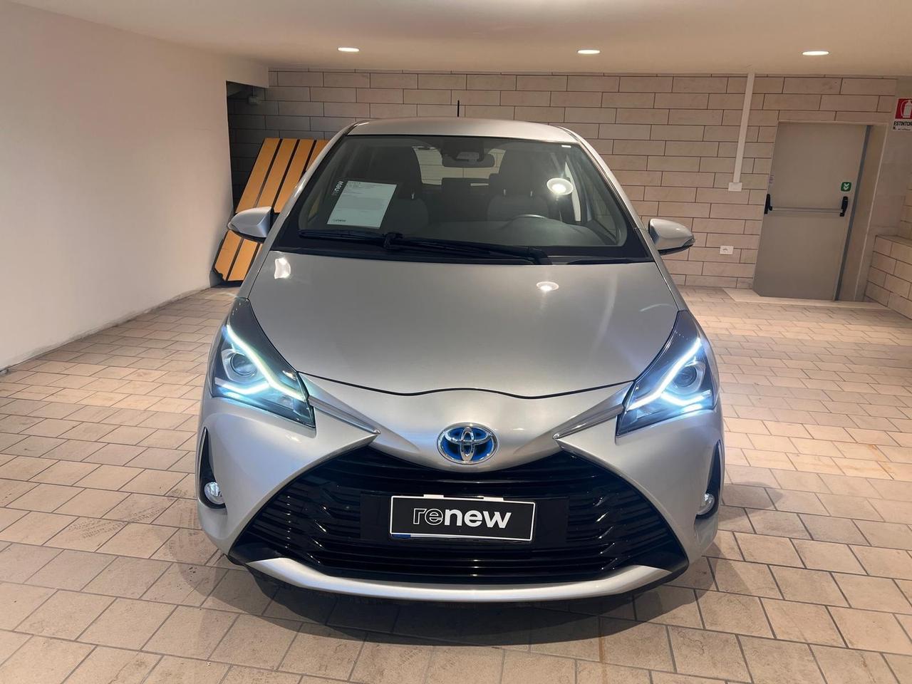 Toyota Yaris 1.5 Hybrid 5 porte Cool 2018