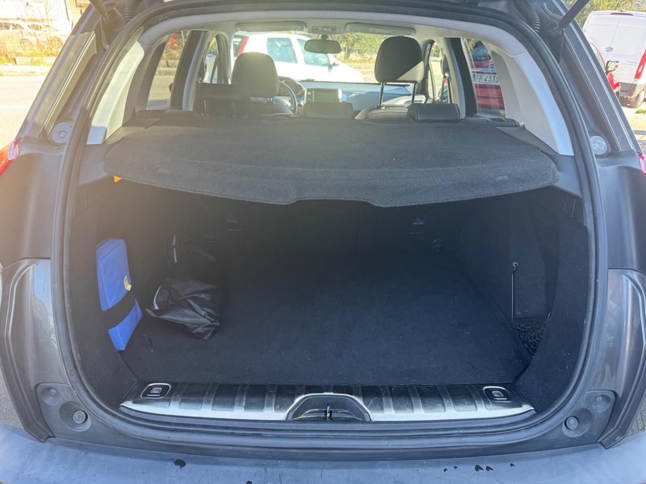 Peugeot 2008 BlueHDi 100 Allure