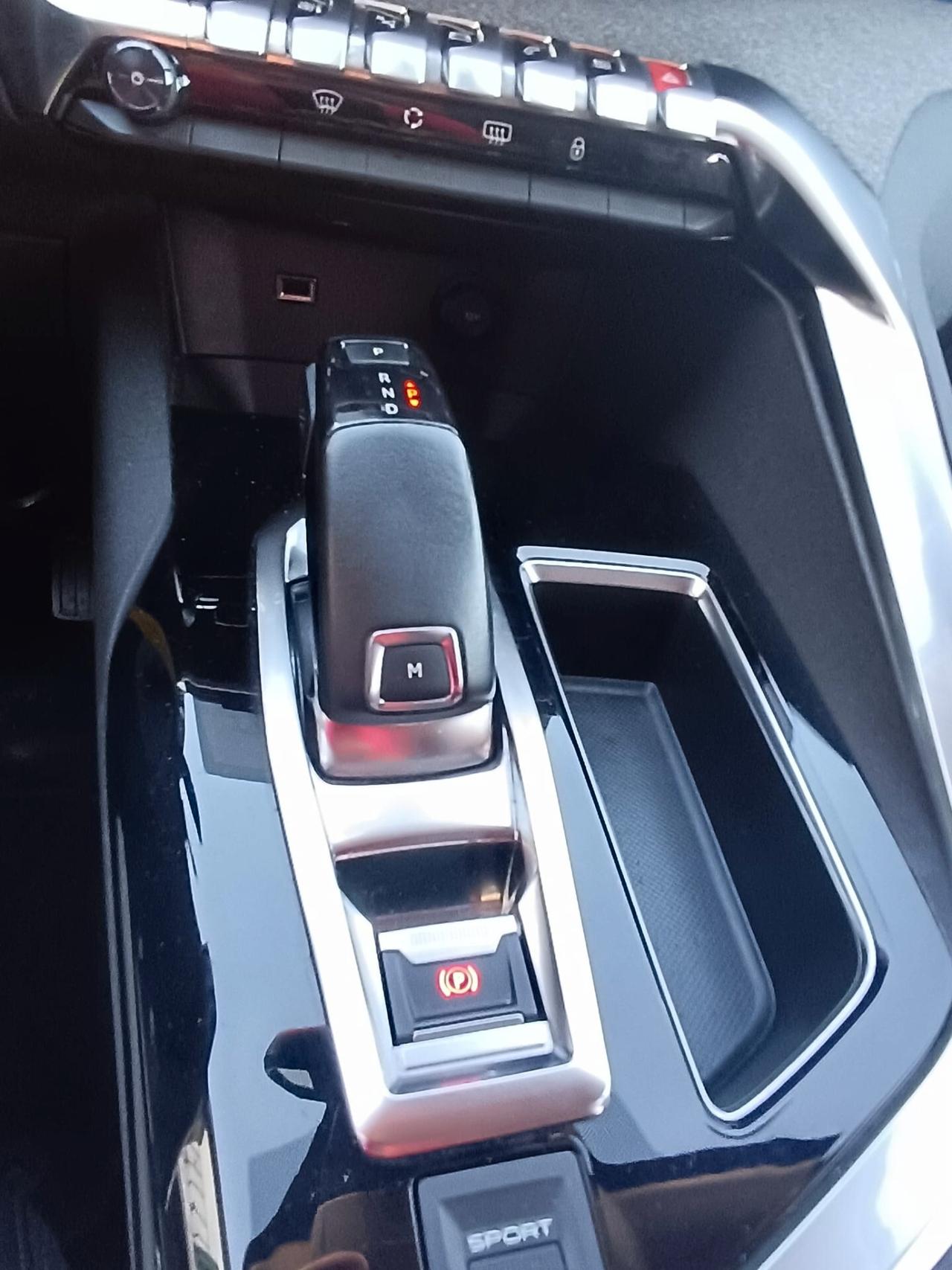 Peugeot 5008 BlueHDi 130 S&S Allure