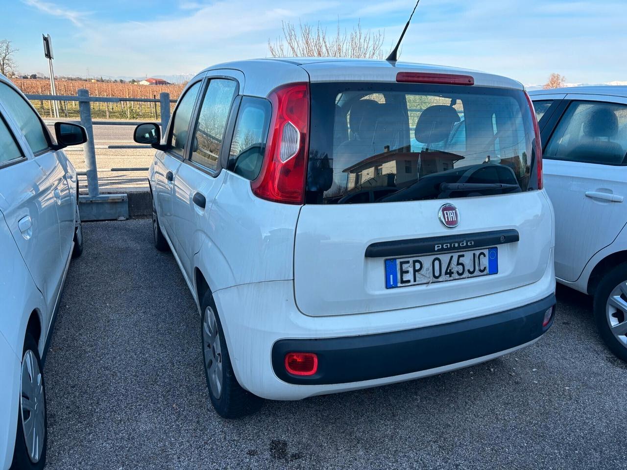 Fiat Panda 1.3 MJT S&S Lounge Neopatentati