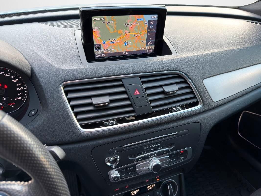 Audi Q3 2.0 tdi 150cv S line Tetto Bose Matrix