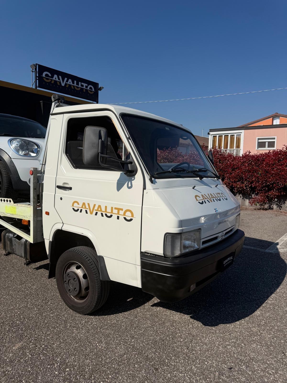 CARRO ATTREZZI NISSAN PATENTE B