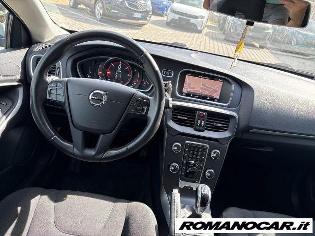 VOLVO V40 D2 Kinetic
