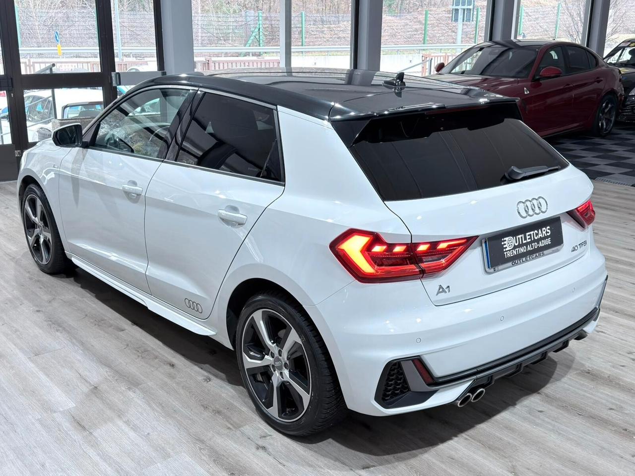 AUDI A1 SPB 40 2.0tfsi 200cv S-LINE S-TRONIC