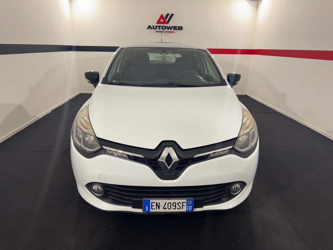 Renault Clio 1.2 Benzina 75CV 5 porte* NEOPATENTATI *
