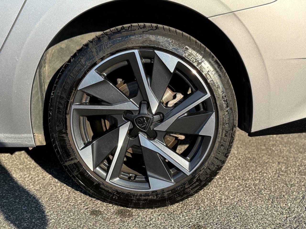 Peugeot 308 SW 1.2 puretech t 131cv Allure Pack