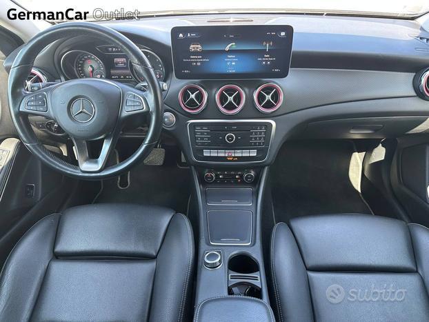 Mercedes GLA 200 d sport auto