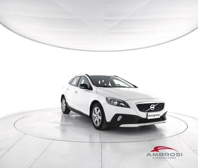 VOLVO V40 Cross Country KINETIC