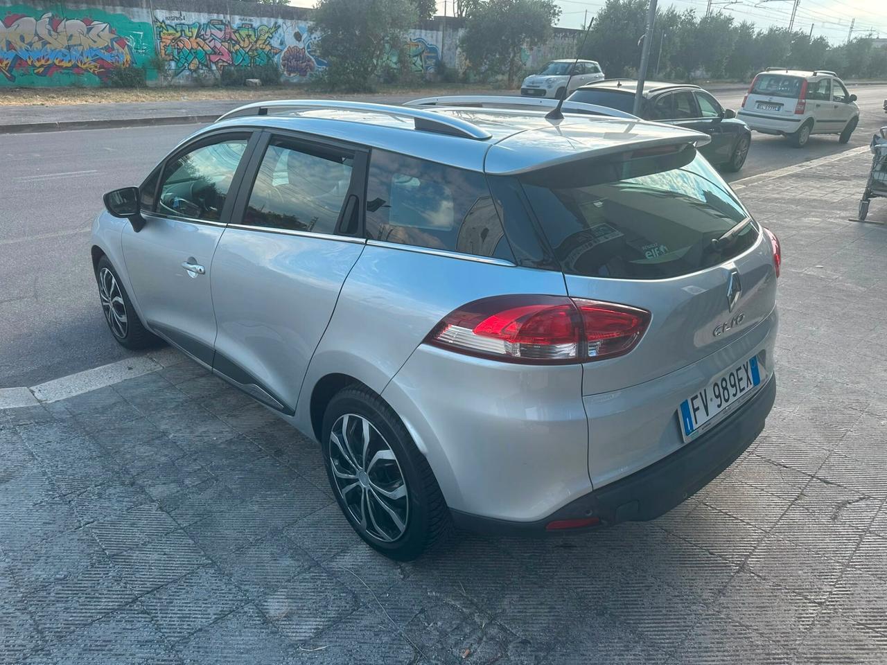 Renault Clio Sporter dCi 8V 90 CV Duel2