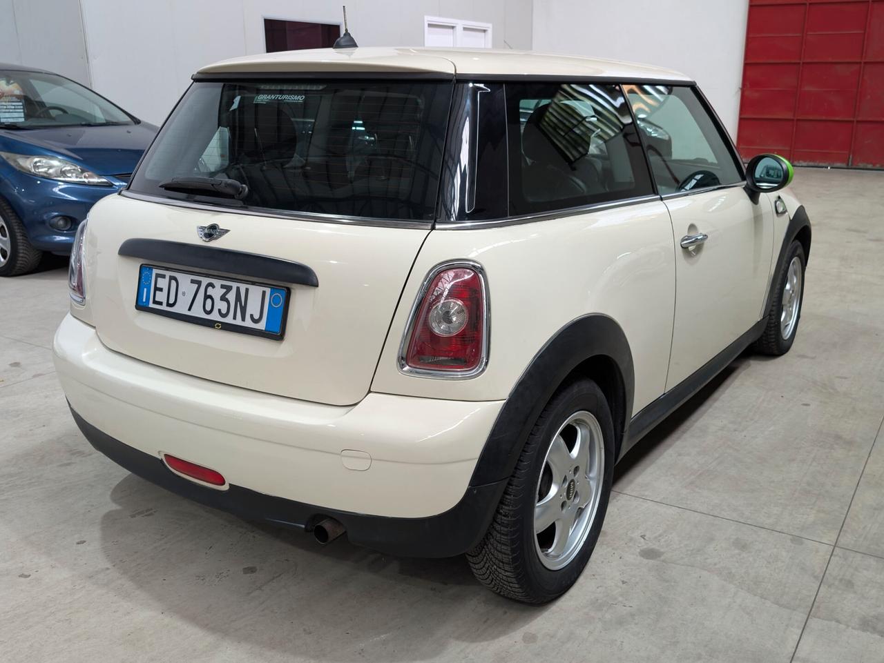 Mini 1.4 16V One (55kW)